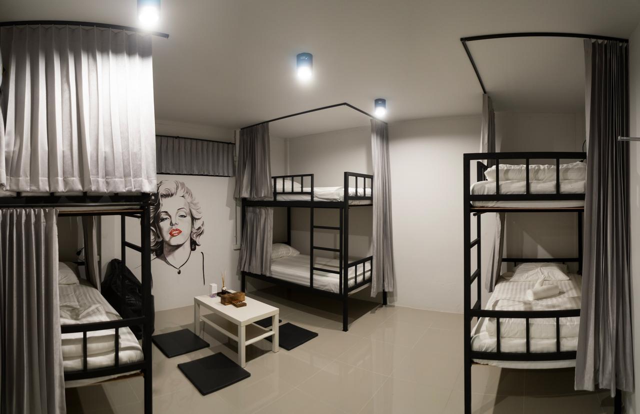 Zen Hostel Chiangmai เชียงใหม่ ภายนอก รูปภาพ